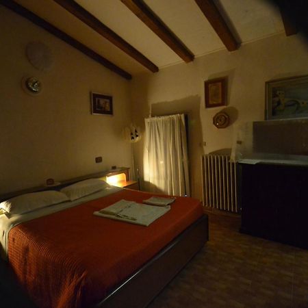 Casa Vacanze Mingos Lodio Di La Appartement Carpineta Buitenkant foto