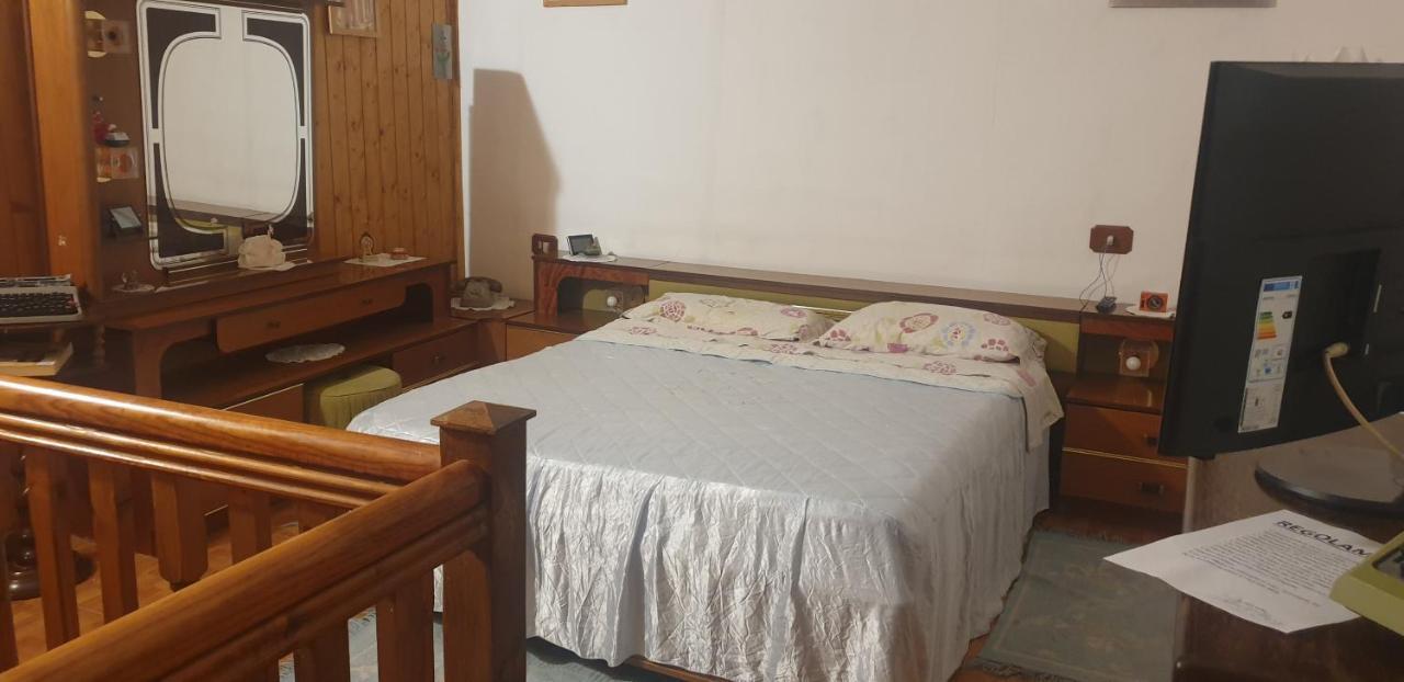 Casa Vacanze Mingos Lodio Di La Appartement Carpineta Buitenkant foto